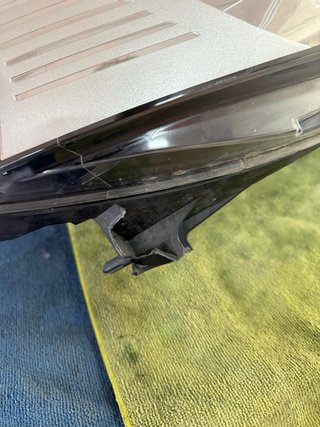 Faro Derecho Hella Opel Vivaro / Trafic