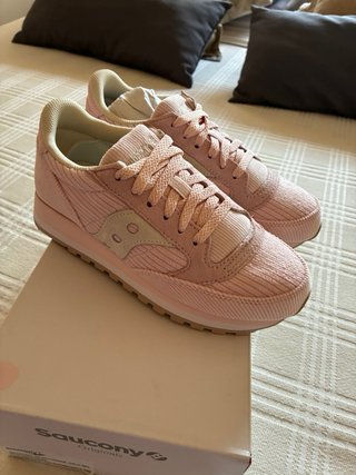 Zapatillas Saucony Jazz Triple Rosa Talla 37.5