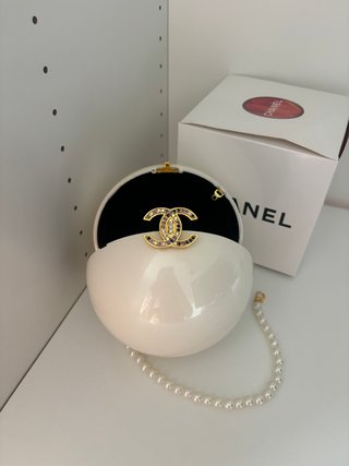 Bolso Chanel Bola Perlas Dorado