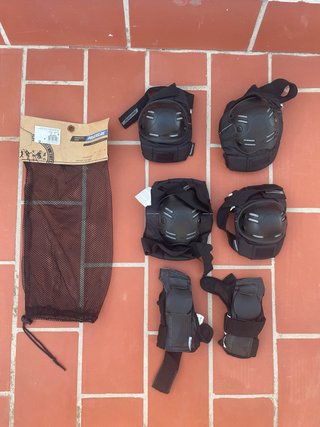 Kit coderas y rodilleras con bolsa