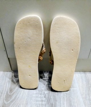 Bikini marrón flores con multicolor + chanclas