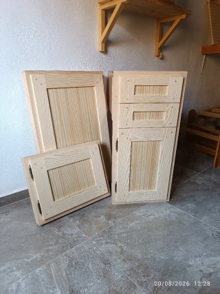 Frentes de cocina de madera