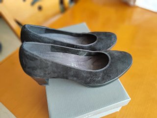 Zapatos de ante Marco Tozzi negros
