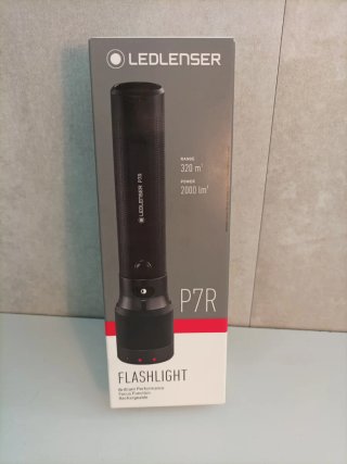 Linterna Ledlenser P7R Recargable 2000lm
