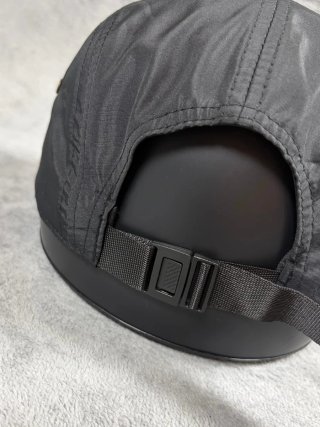 Gorra Supreme Negra nueva