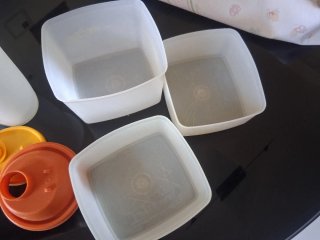 Set contenitori Tupperware