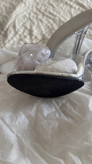 Tacones de competición plateados