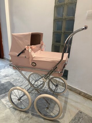 Coche de muñecas BBLux rosa Ñ