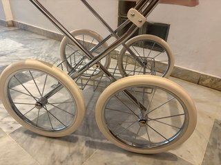 Coche de muñecas BBLux rosa Ñ