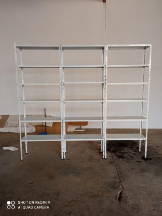 Mobiliario de tienda