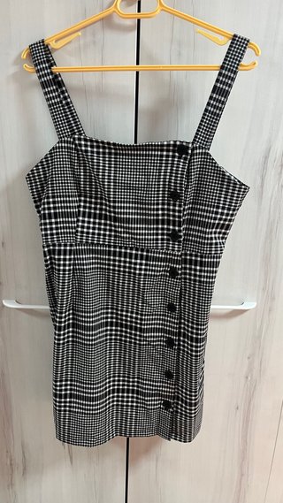Vestido cuadros blanco y negro