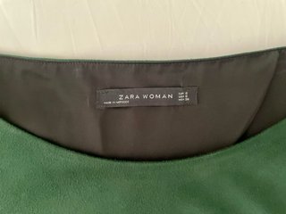 Vestido verde Zara talla M