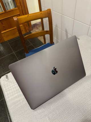 MacBook Pro 15 A1707 16GB RAM 512GB SSD