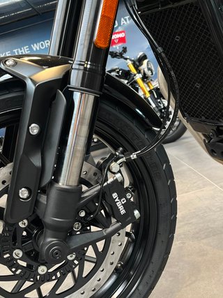 TRIUMPH TRACKER 400 2026
