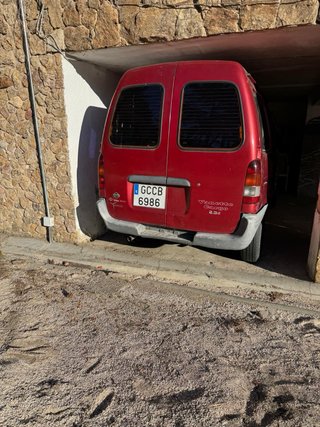 Furgoneta Nissan Vanette Cargo 2.3 d