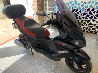 Gilera Nexus 125 con motor 250