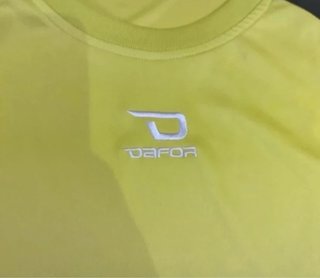 Camiseta deportiva dafor verde y negra Talla M