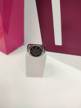 Anillo acero plateado con hoja T28