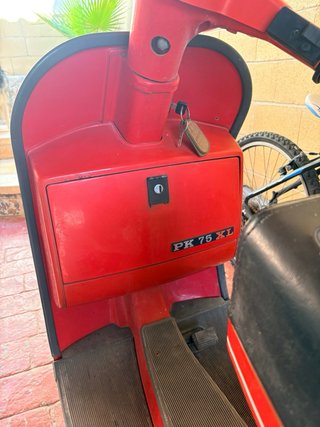 Vespa PK 75 XL Roja
