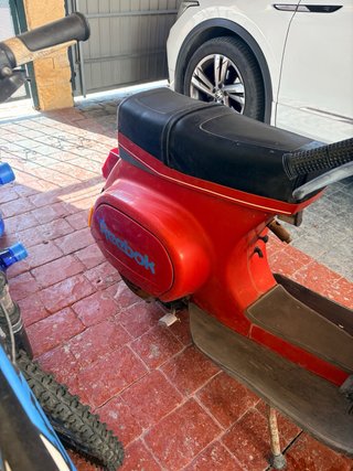 Vespa PK 75 XL Roja