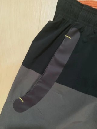 Pantalones New Balance Talla L