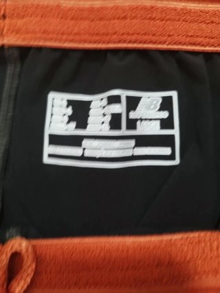 Pantalones New Balance Talla L