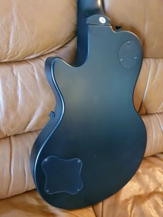 Solo venta! Guitarra Eléctrica Negra Stagg