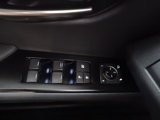 Lexus UX 2.0 250H BUSINESS 184CV