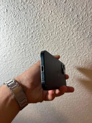 iPhone 15 128 GB Negro — Muy buen estado