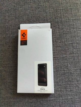 Funda Spigen Rugged Armor Pixel 6 Negra nueva