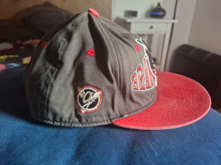 Gorra Grimey Negra y Roja