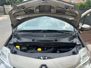 Renault Modus 2010 Muy cuidado