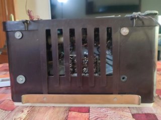 Radio Antigua Marconi UM-259 Universal