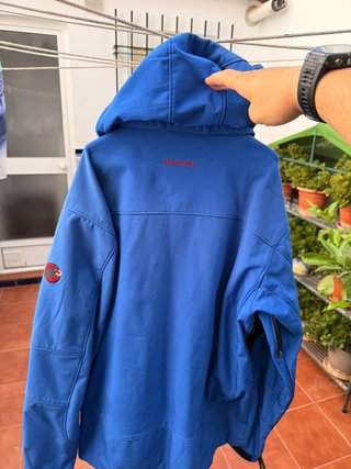 Chaqueta Cortavientos Mammut Azul