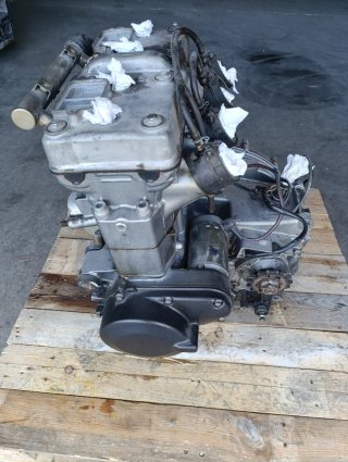 Motor Kawasaki ZZR600 año '92