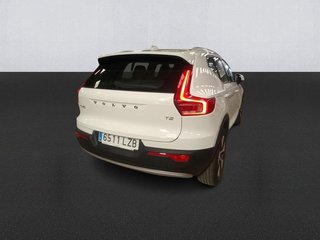 Volvo XC40 1.5 T2 Momentum Pro Auto