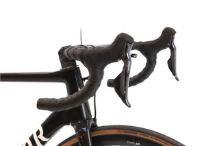 Bicicleta Factor O2 VAM Di2 11V t.52 Reacondicionada