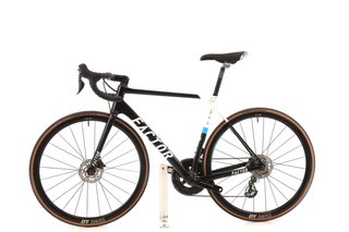 Bicicleta Factor O2 VAM Di2 11V t.52 Reacondicionada