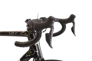 Bicicleta Colnago V2-R Disc Di2 11V t.56 Reacondicionada