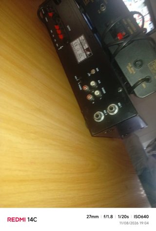 Equipo de música Alta con altavoces