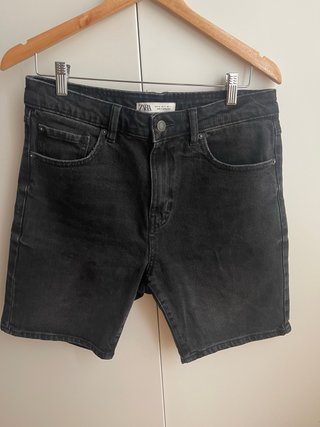 Pantalón corto vaquero negro Zara