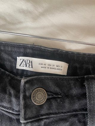Pantalón corto vaquero negro Zara