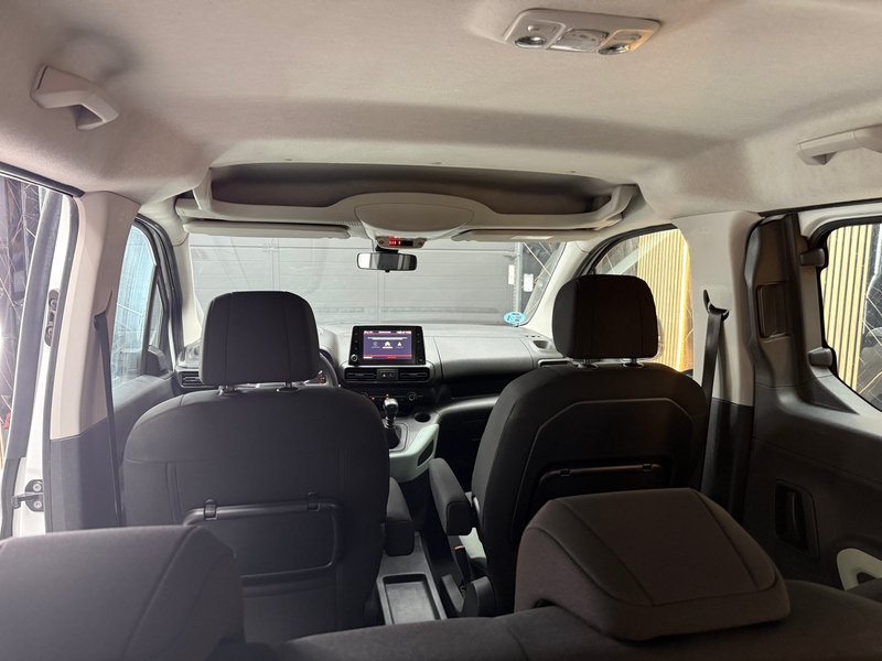 Citroën Berlingo 2022, foto 19