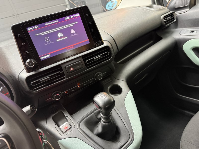 Citroën Berlingo 2022, foto 16
