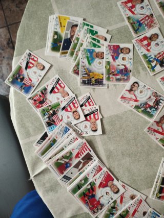 99 Cromos Liga Este 22-23