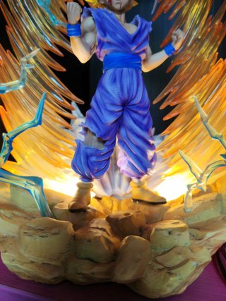 Figura Gohan Super Saiyan 2