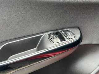Opel Corsa 1.4 Selective 66 kW (90 CV)