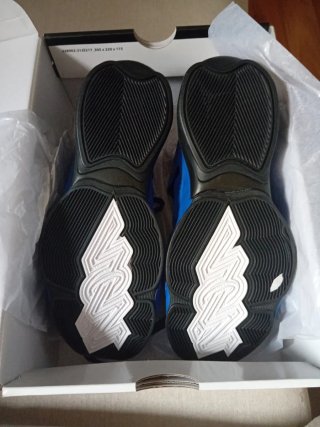 Zapatillas JORDAN NUEVAS A ESTRENAR- caja original