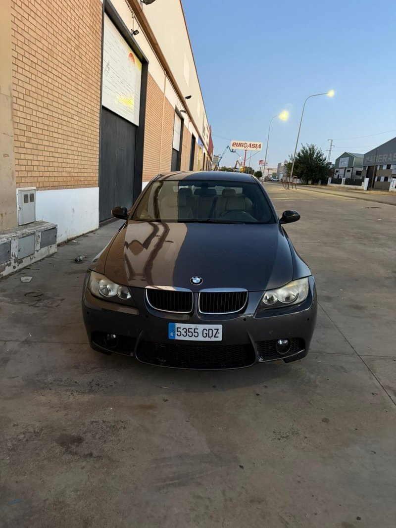 BMW 320d e90 163CV - foto 1