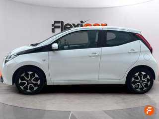 Toyota Aygo 1.0 70 x-play